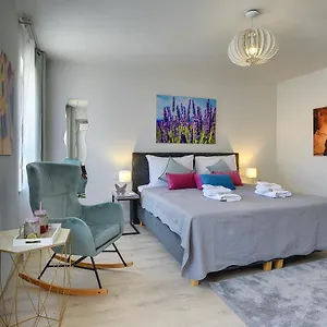 D&A Amphitheatre Apartments With Free Parking Apartment Pula